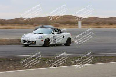 media/Jan-29-2022-Club Racer Events (Sat) [[89642a2e05]]/4-green/skidpad (session 2)/